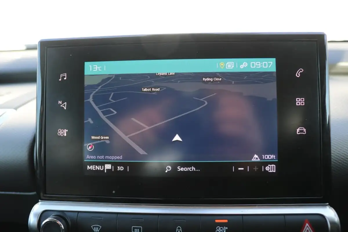2020-citroen-c4-cactus-12-puretech-flair-130ps-eat6-big-8