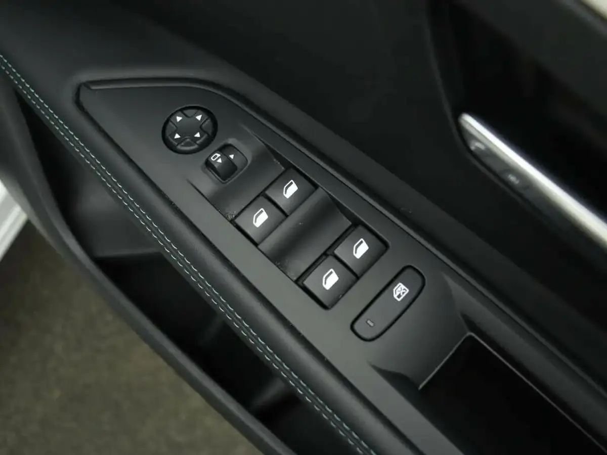 2022-peugeot-3008-suv-15-bluehdi-allure-eat8-big-27