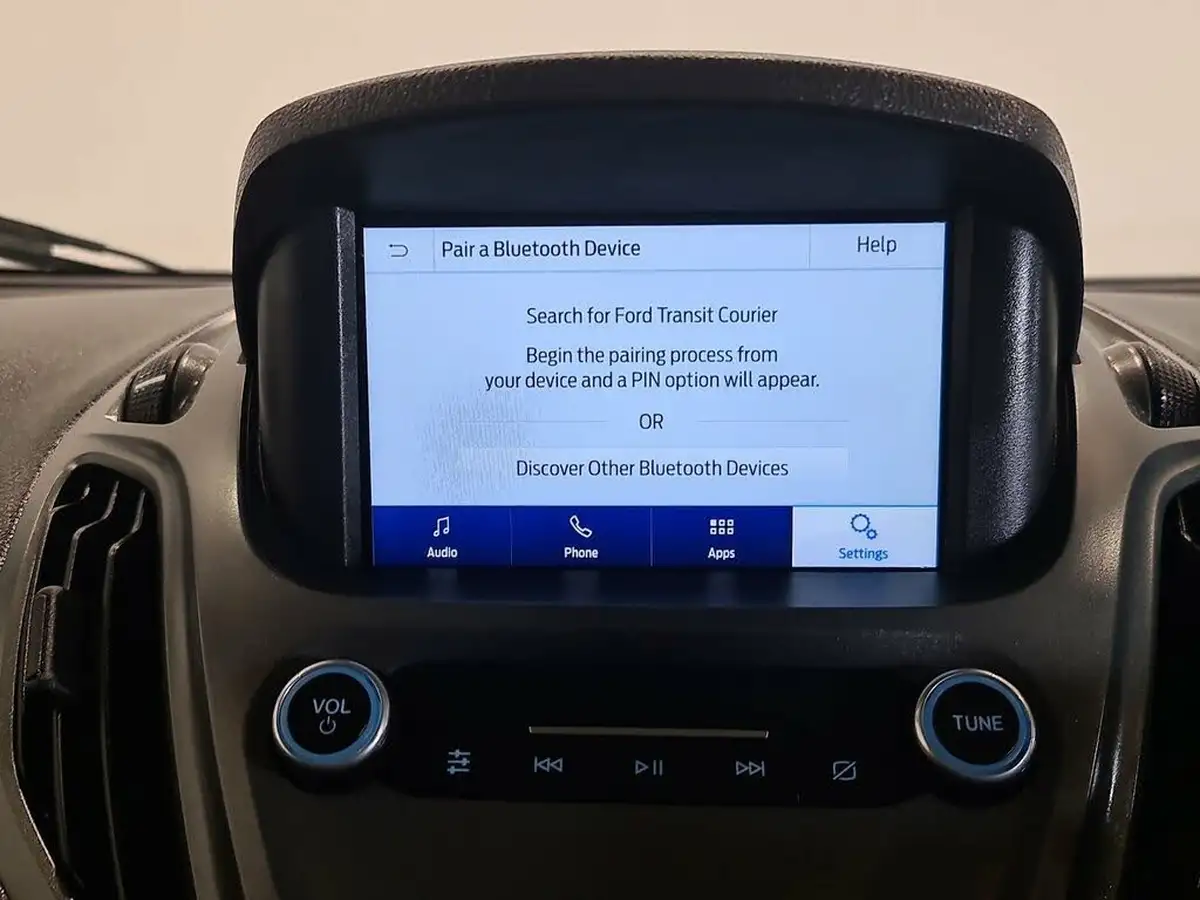 2022-ford-transit-courier-10t-limited-ecoboost-big-18