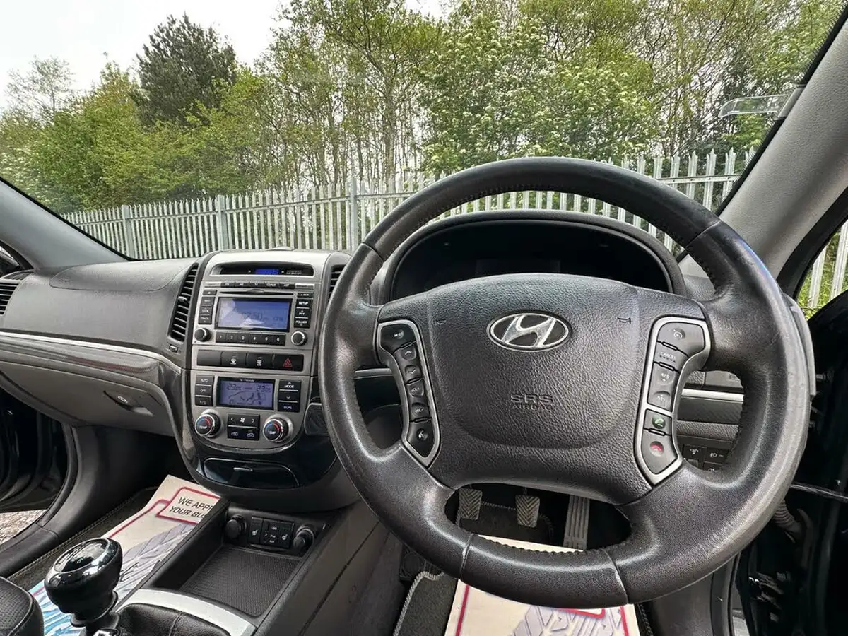 2012-hyundai-santa-fe-22td-premium-7st-big-16