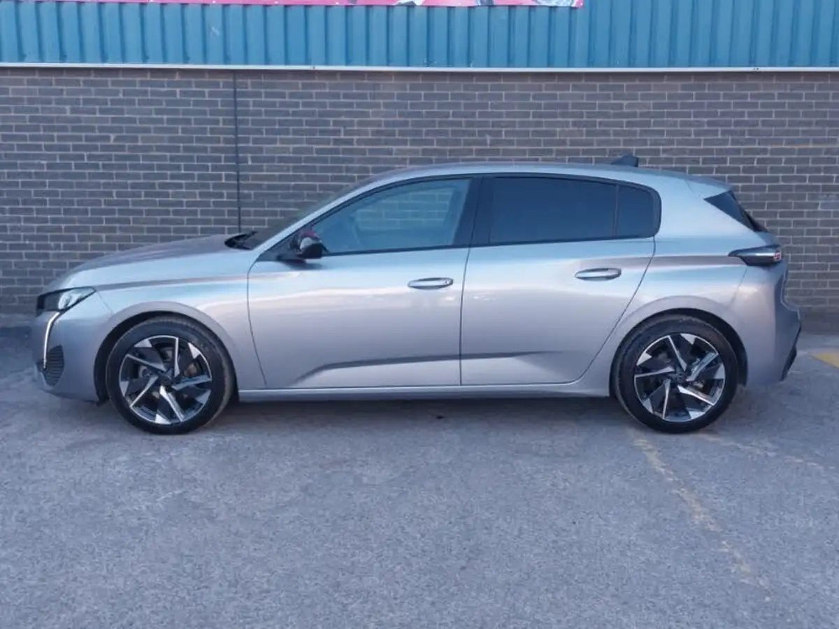 2024-peugeot-308-12-puretech-allure-130ps-ss-eat8-big-3