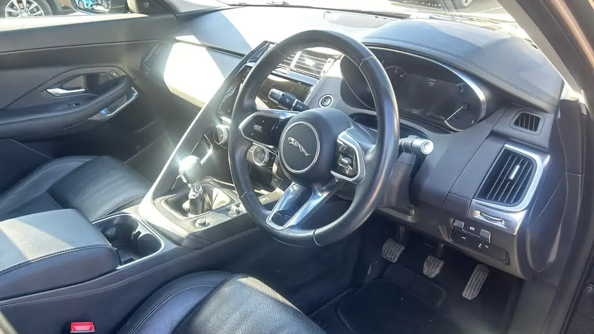 2021-jaguar-e-pace-20-d165-s-big-12