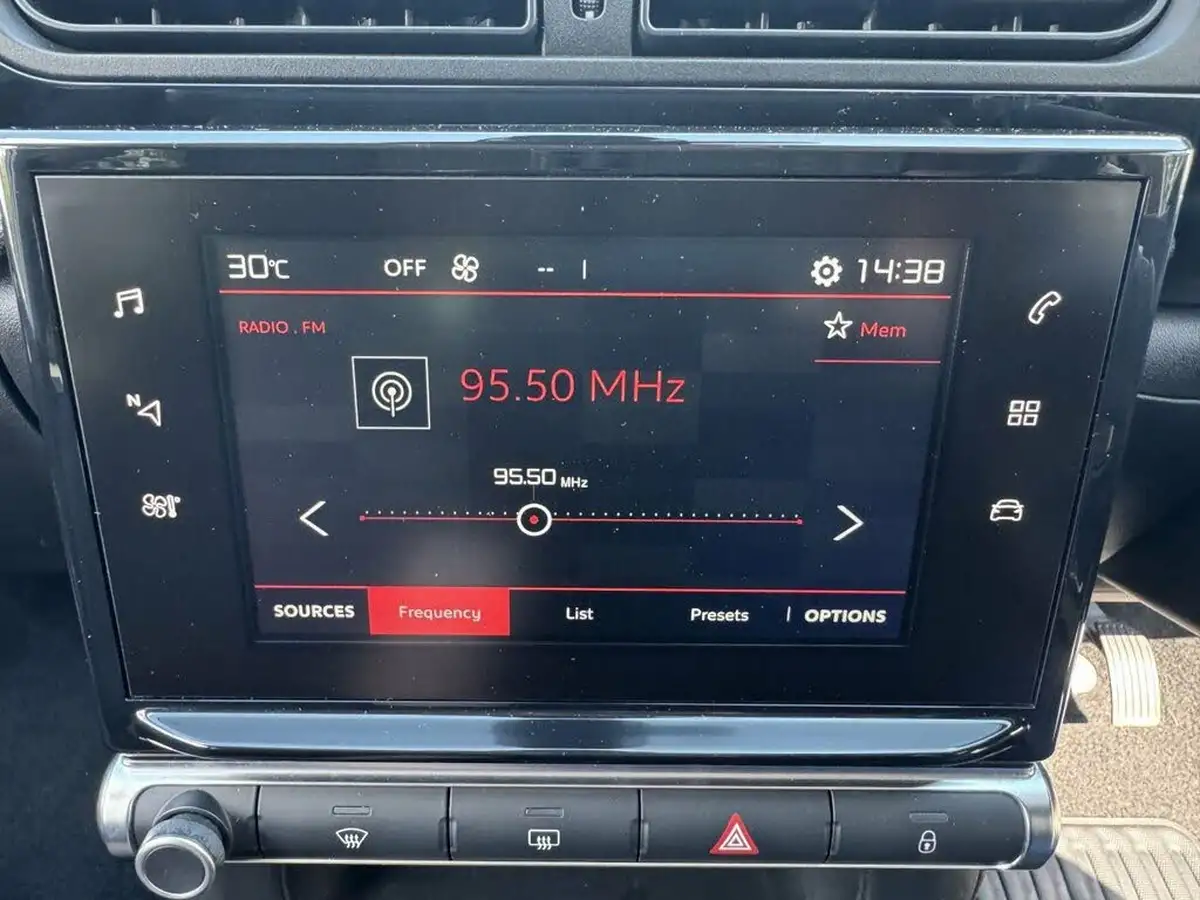 2017-citroen-c3-16bluehdi-flair-big-58