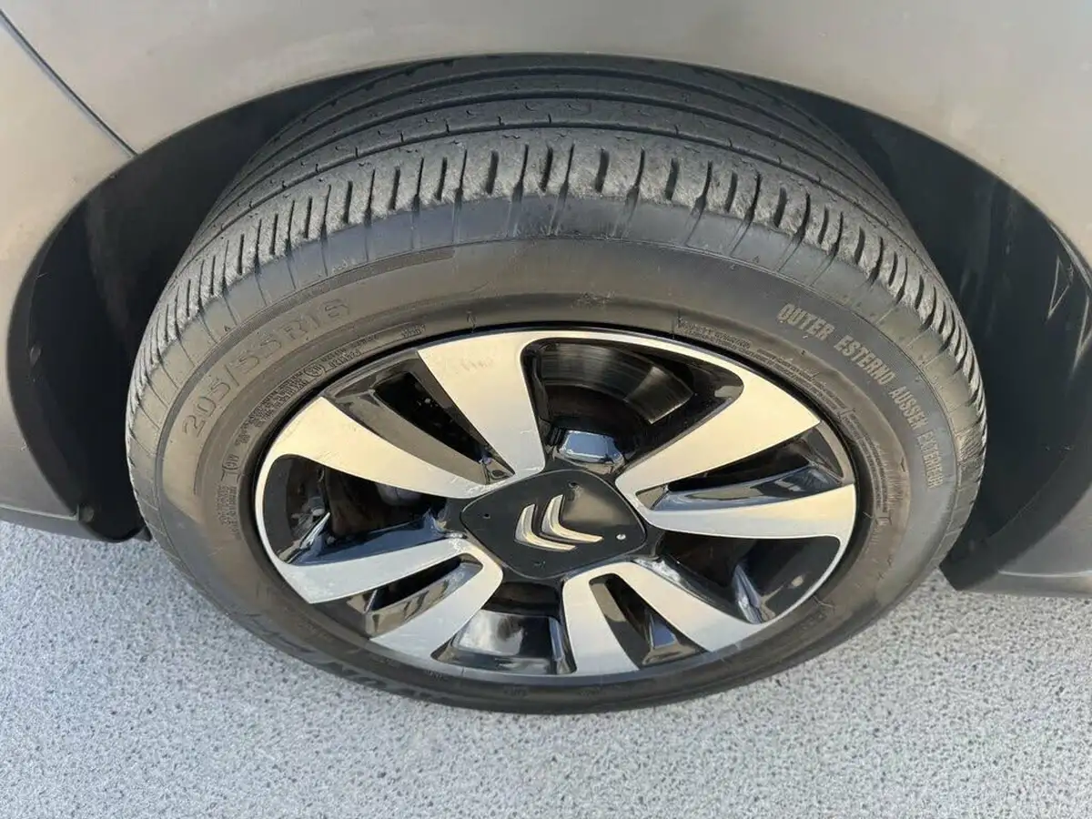 2017-citroen-c3-16bluehdi-flair-big-34