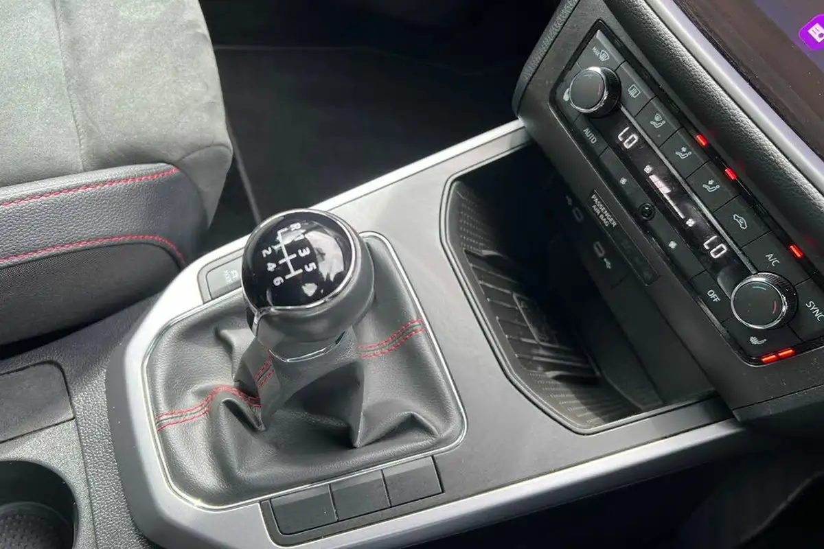 2021-seat-arona-10-tsi-fr-sport-110ps-big-32