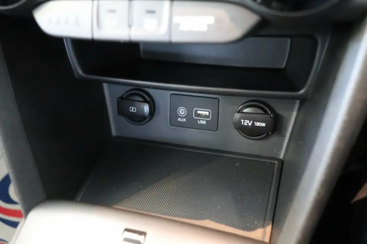 2019-hyundai-kona-10-t-gdi-play-big-44