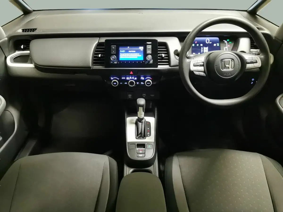 2023-honda-jazz-15-i-mmd-se-big-7