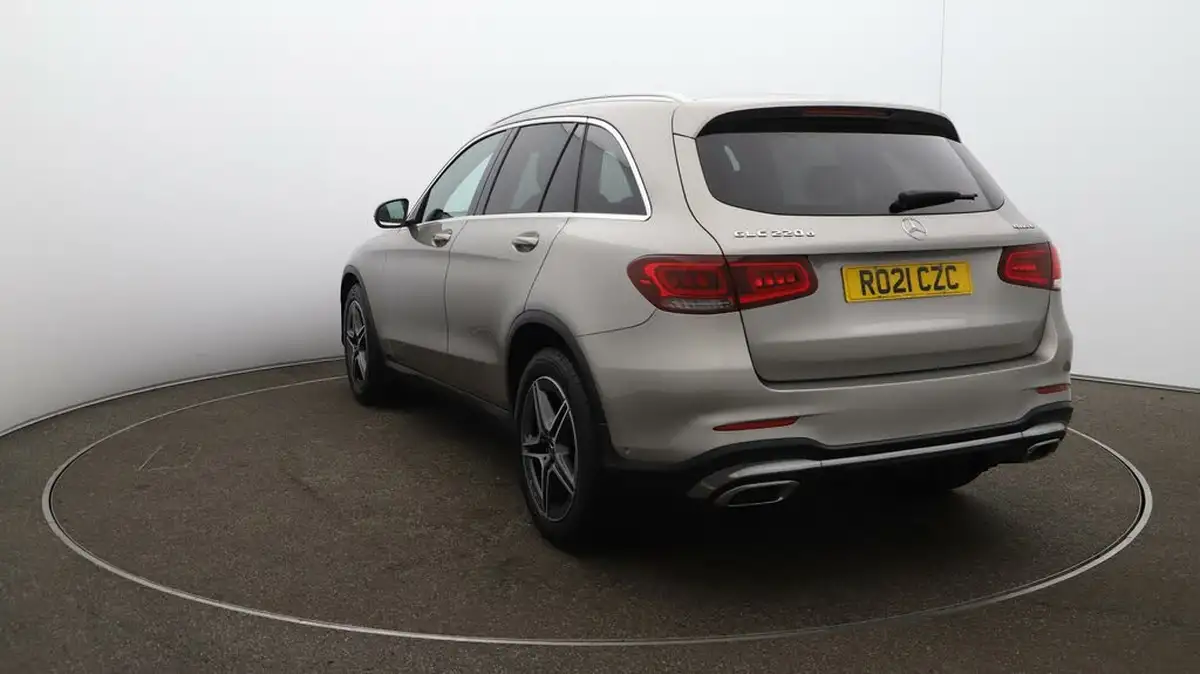 2021-mercedes-benz-glc-class-20d-glc220d-amg-line-station-wagon-5d-1950cc-4matic-plus-big-60
