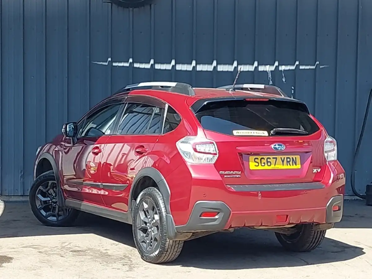 2017-subaru-xv-20i-se-big-1