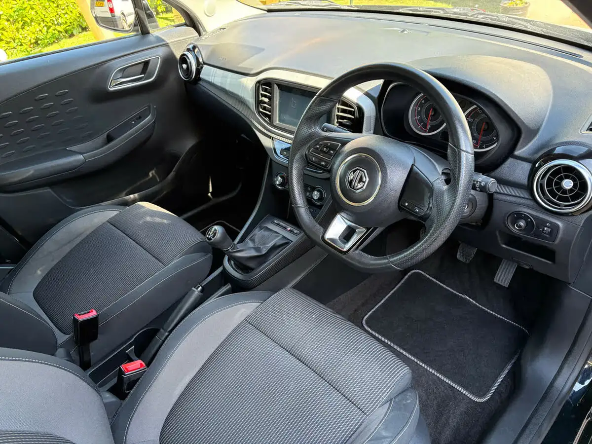 2019-mg-mg3-15-vti-tech-excite-big-1