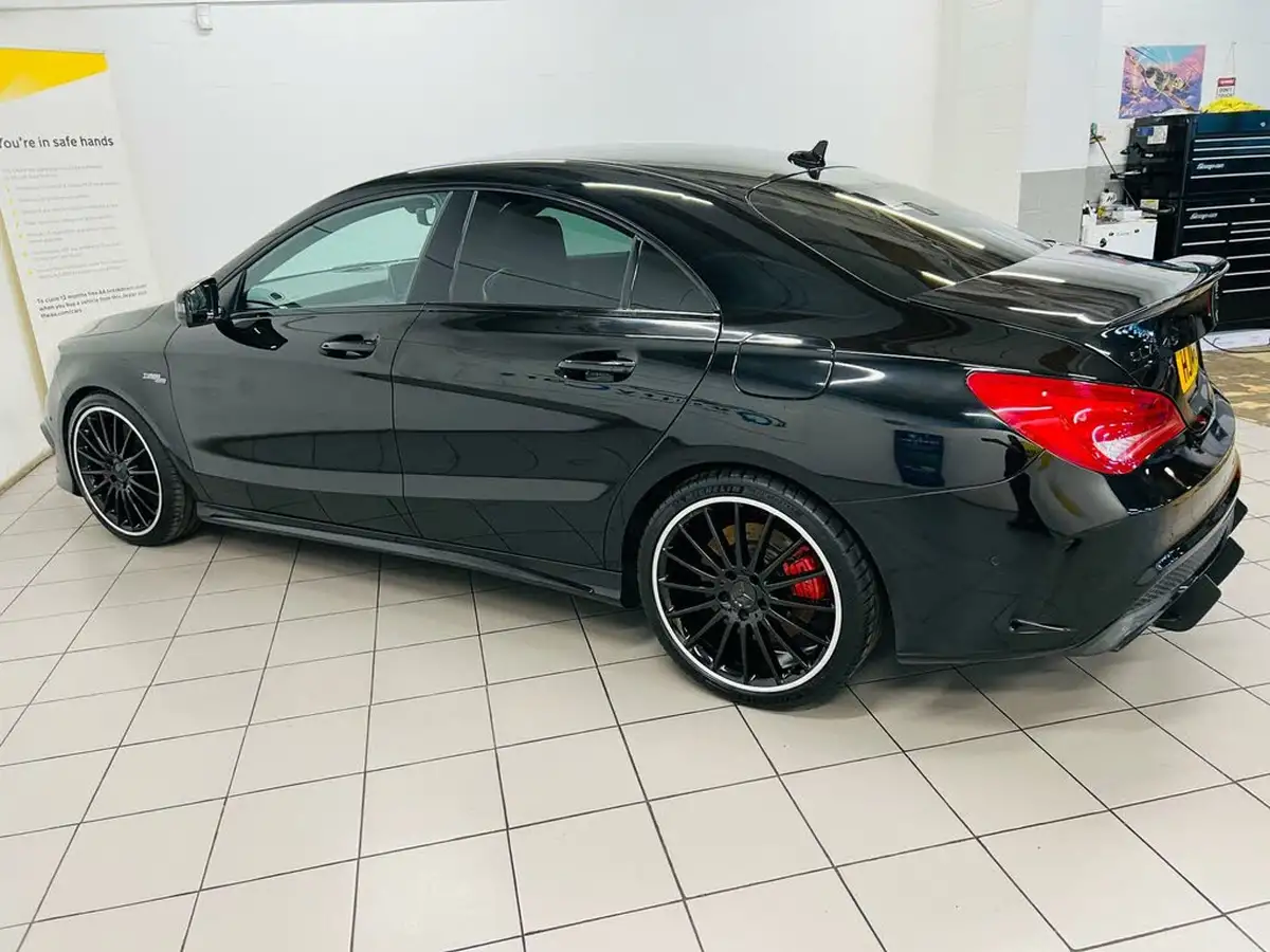 2014-mercedes-benz-cla-20-cla-45-amg-big-5