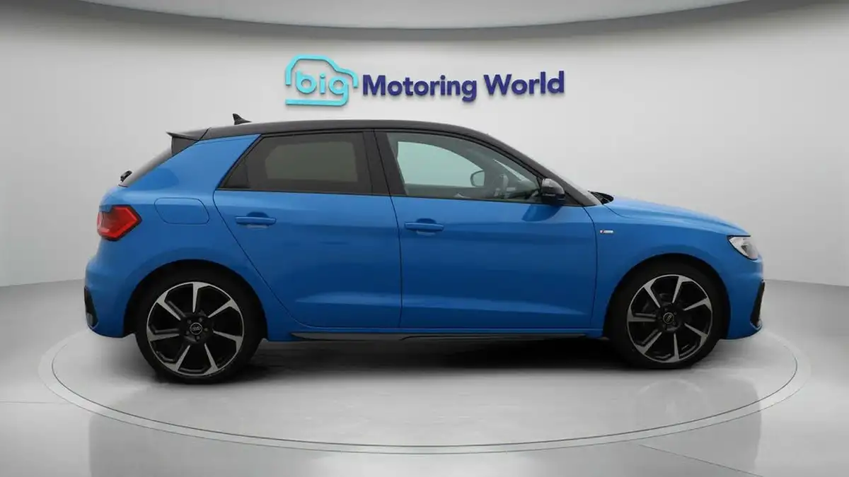 2021-audi-a1-10-25-tfsi-black-edition-s-tronic-big-8