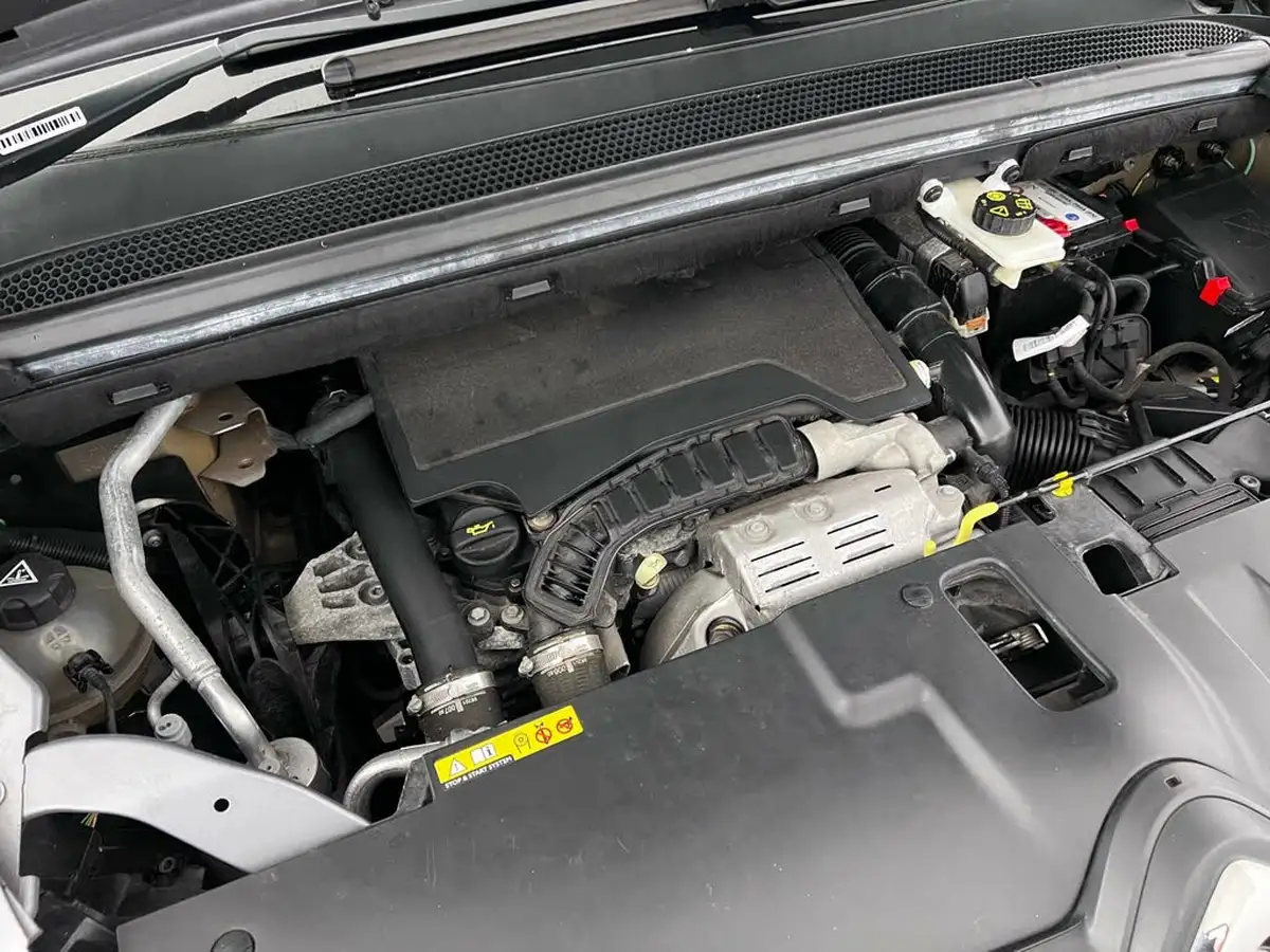 2019-citroen-c4-spacetourer-12-puretech-flair-eat8-big-7