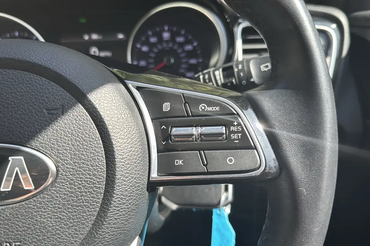 2018-kia-ceed-10-t-gdi-3-hatchback-big-17