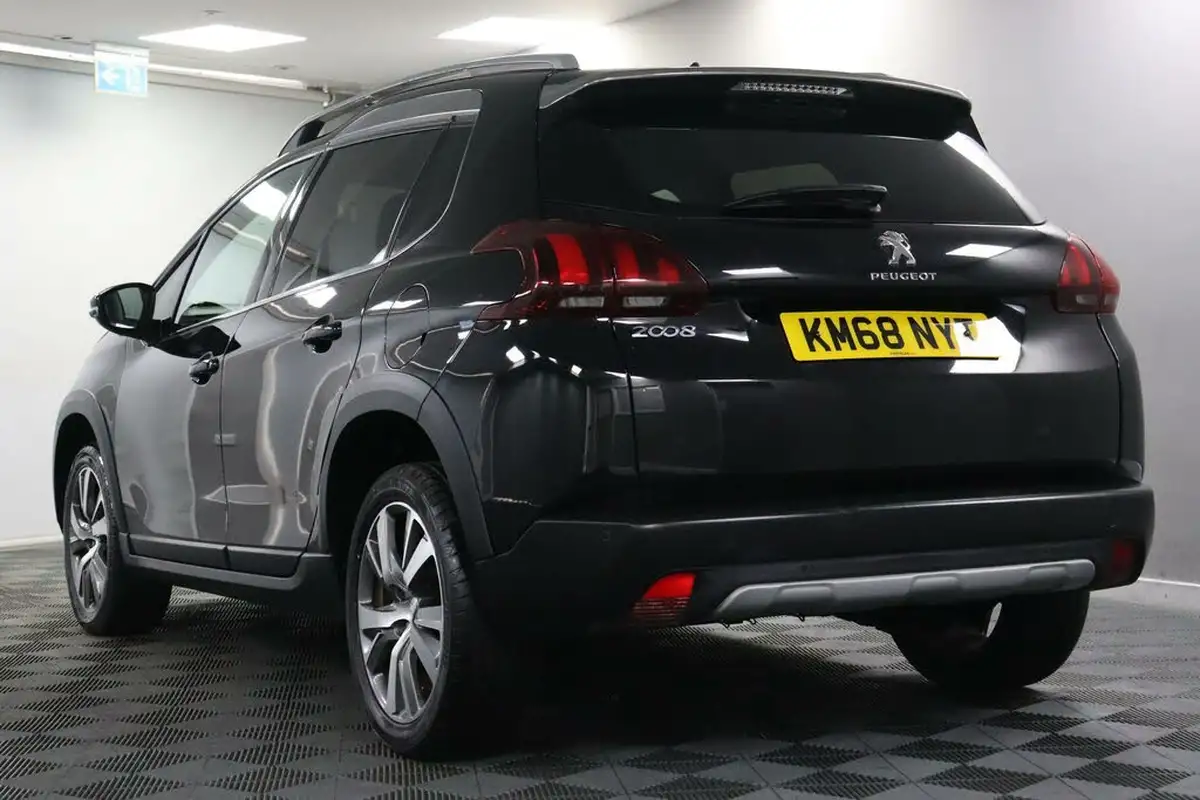 2018-peugeot-2008-suv-12-puretech-allure-130bhp-ss-big-21