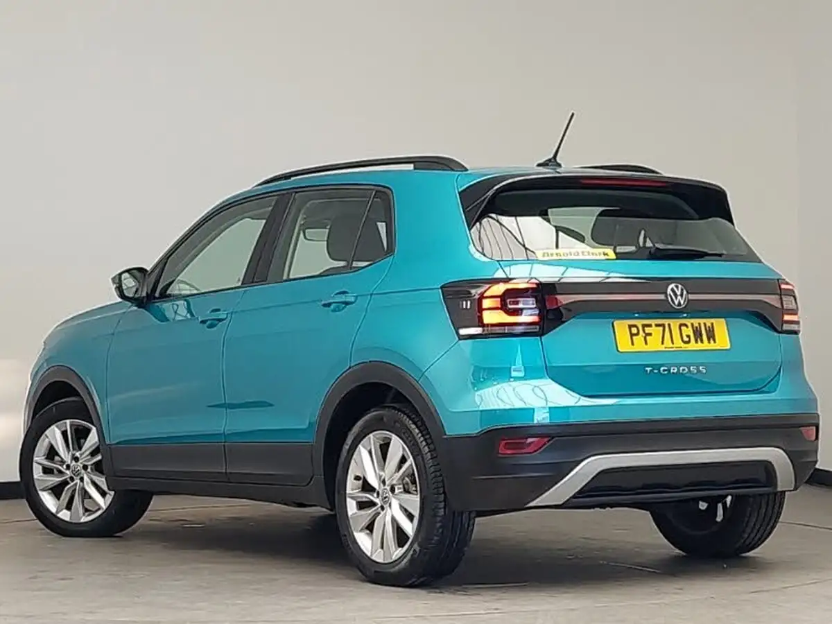 2022-volkswagen-t-cross-10-tsi-se-110ps-dsg-big-1