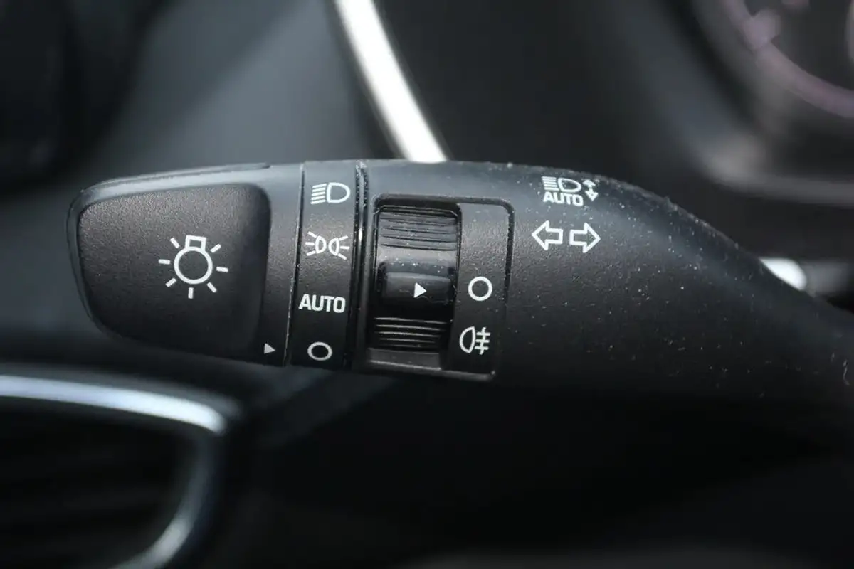2023-hyundai-santa-fe-16-t-gdi-premium-230ps-2wd-hev-big-19