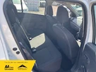 2014-dacia-sandero-12-ambiance-small-15