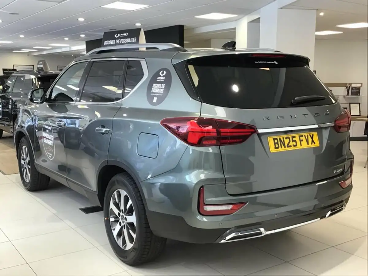 2025-kgm-ssangyong-rexton-22td-k30-big-1