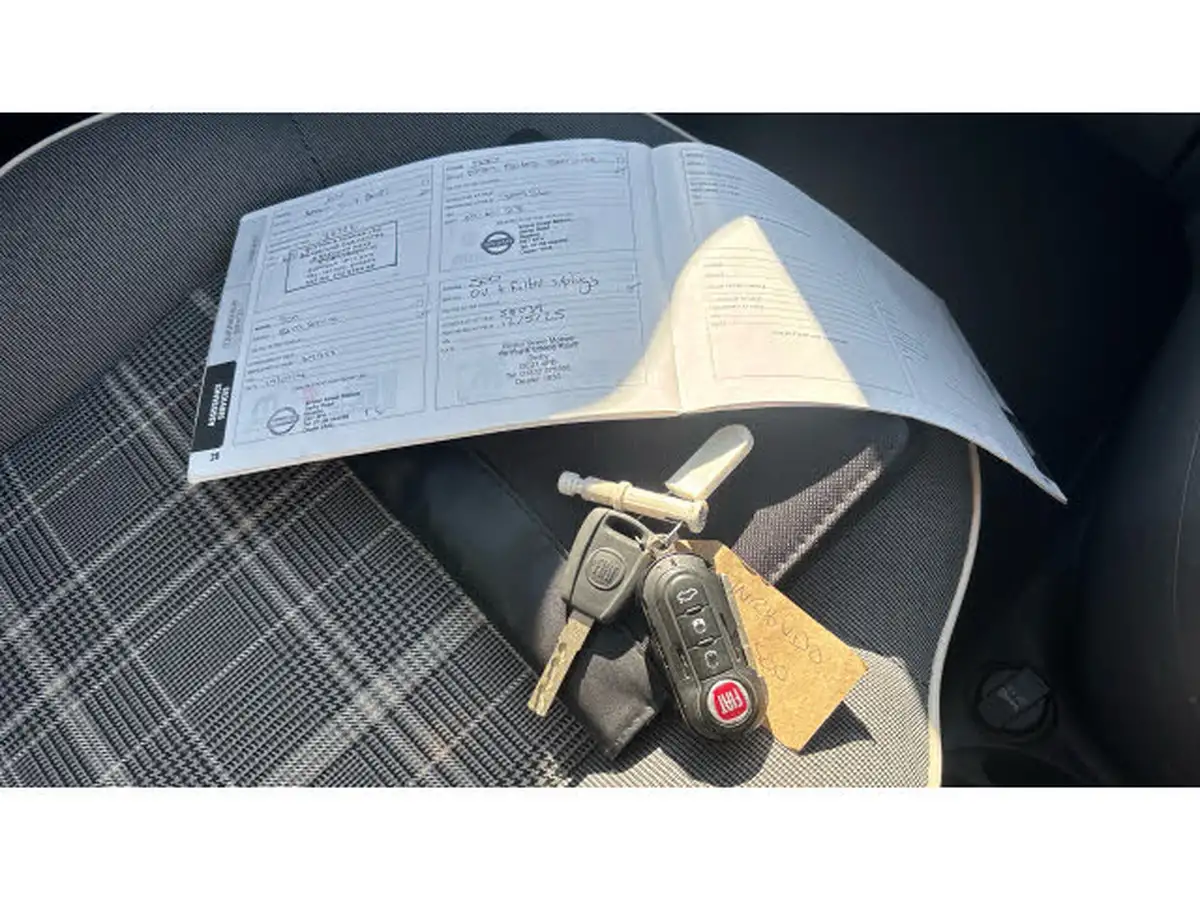 2016-fiat-500-12-lounge-big-19