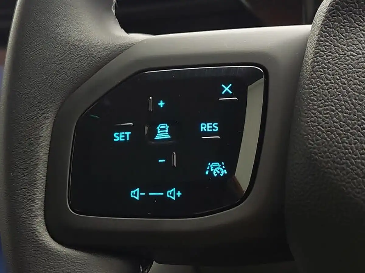 2024-ford-explorer-e-premium-286ps-77kwh-big-17