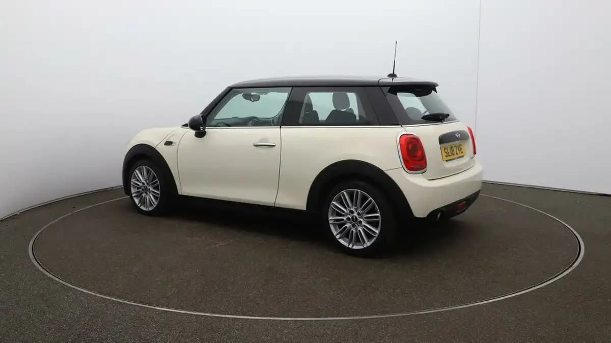 2018-mini-cooper-15-cooper-series-ii-ss-hatchback-3d-big-32