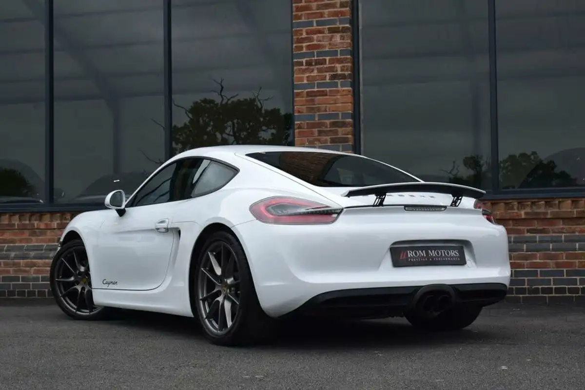 2015-porsche-cayman-27-pdk-big-63