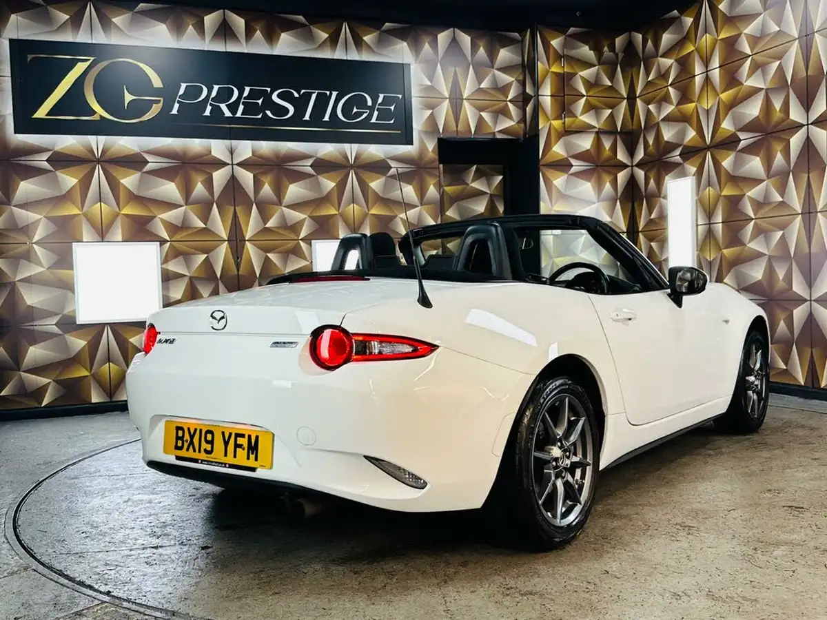 2019-mazda-mx-5-15-se-big-41