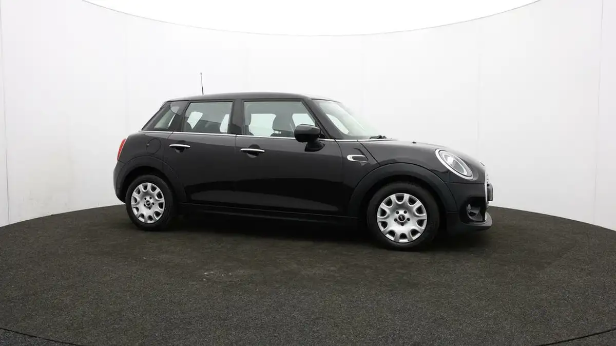 2020-mini-cooper-15-one-classic-5d-auto-big-41