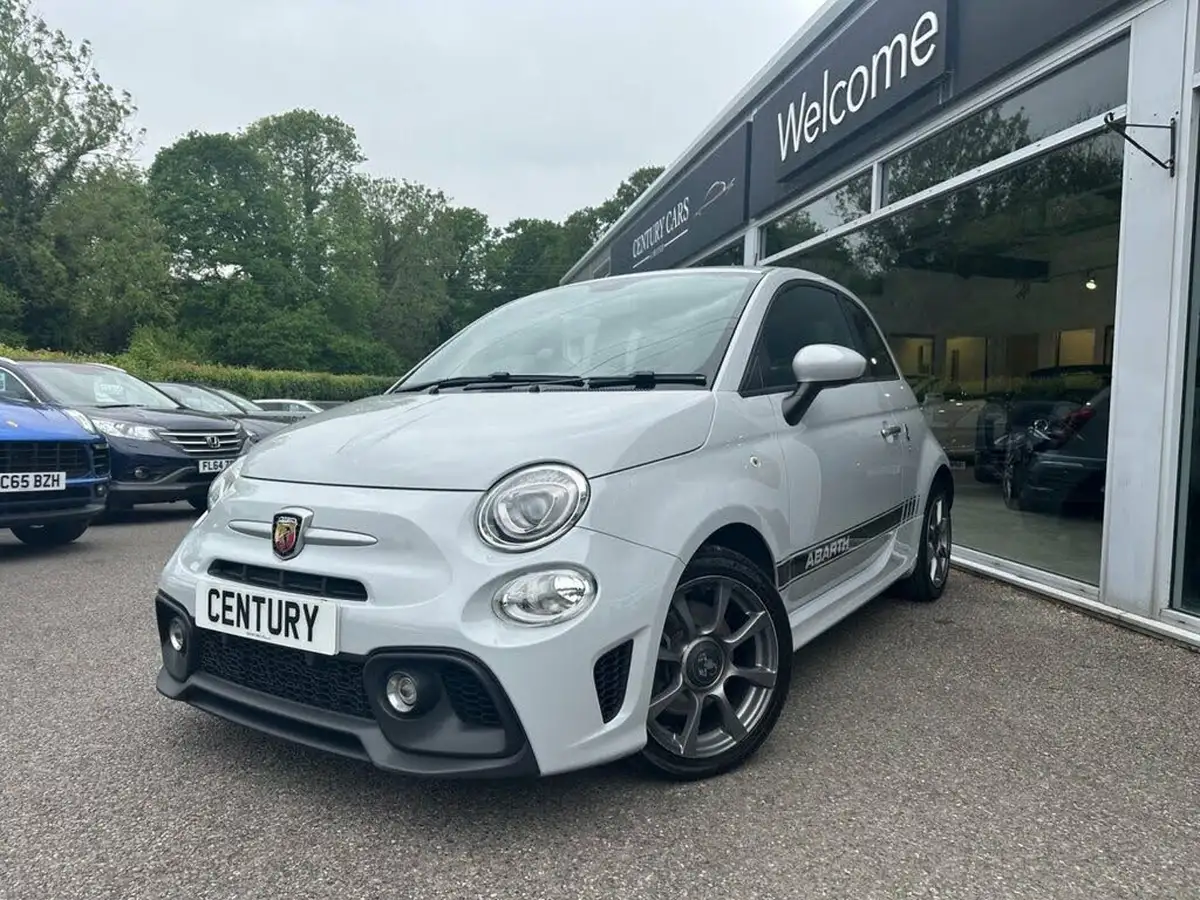 2019-abarth-595-14-tjet-big-20