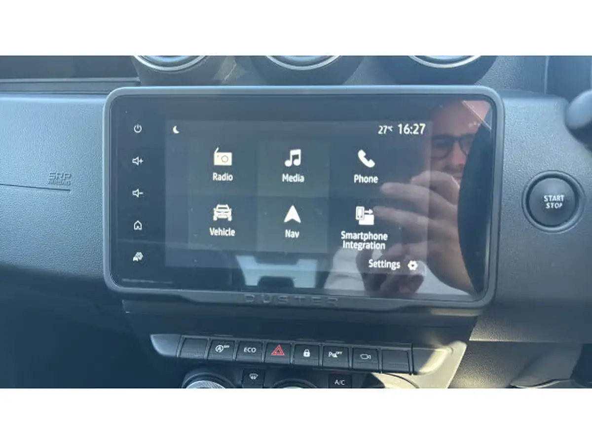 2023-dacia-duster-13-tce-journey-150bhp-edc-big-11