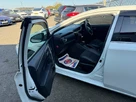 2016-toyota-auris-small-20