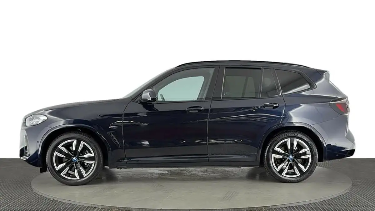 2022-bmw-ix3-e-m-sport-big-6