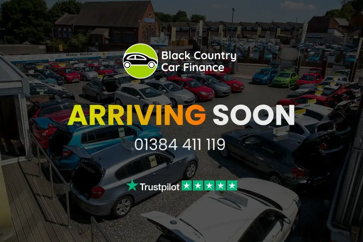 2017-nissan-qashqai-12-dig-t-n-connecta-glass-roof-pack-xtronic-cvt-big-1