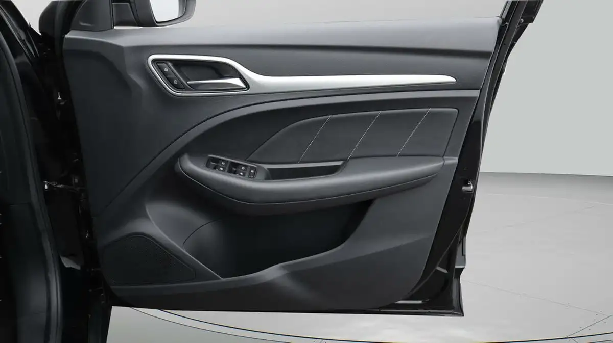 2020-mg-zs-suv-10t-gdi-exclusive-111ps-big-15
