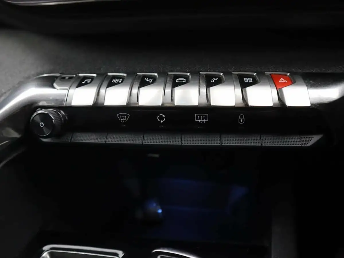 2021-peugeot-3008-suv-16-puretech-allure-premium-225bhp-hybrid-big-30