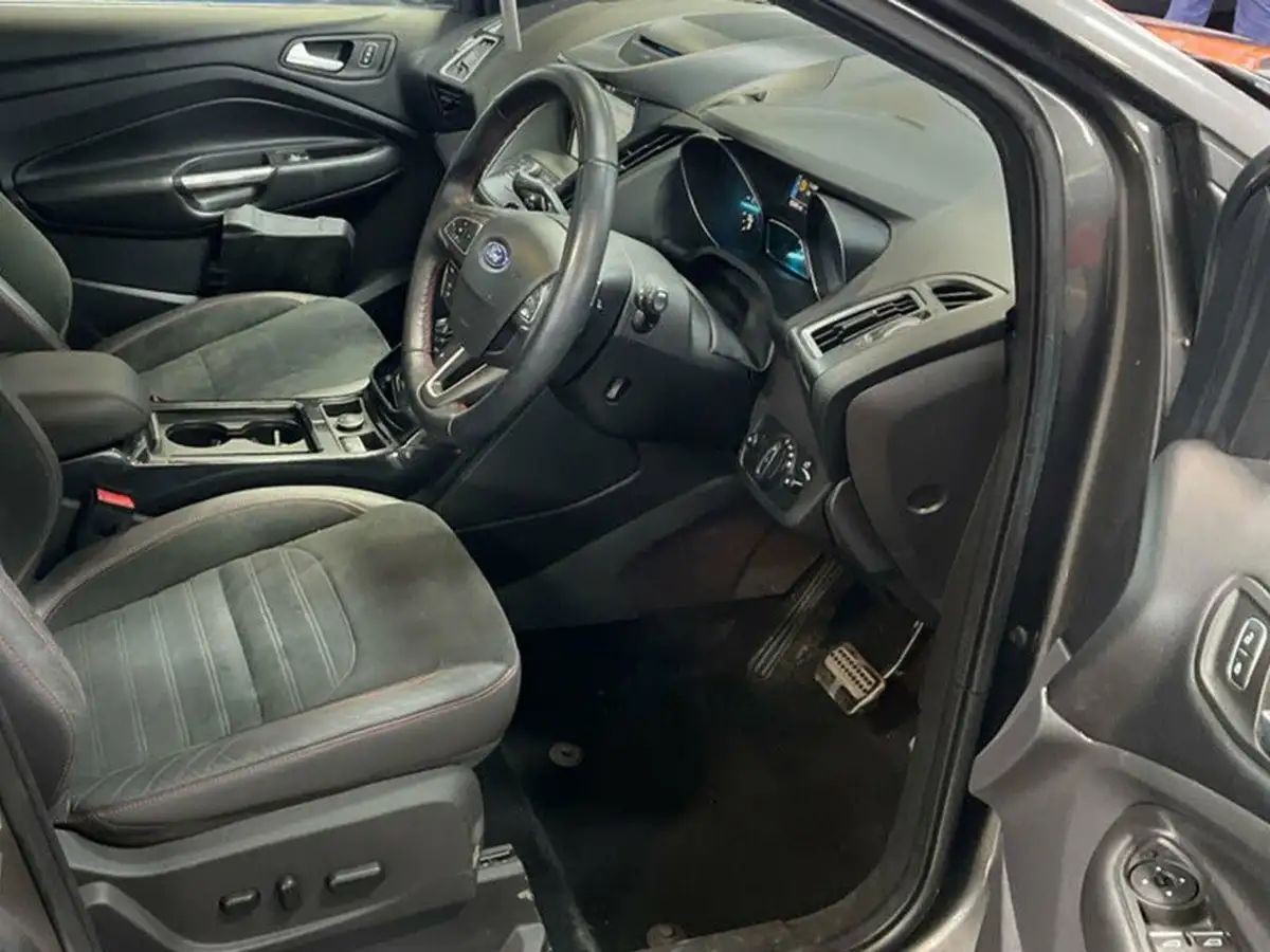 2018-ford-kuga-20tdci-st-line-x-180ps-awd-powershift-big-4
