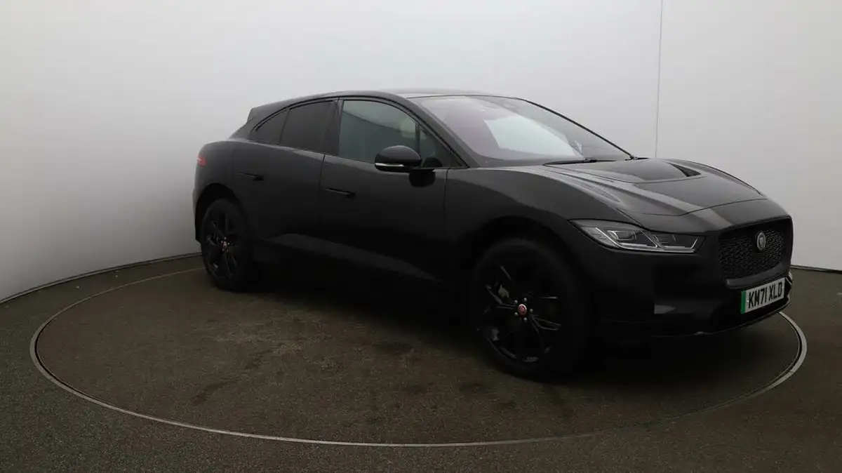 2021-jaguar-i-pace-ev400-black-big-36