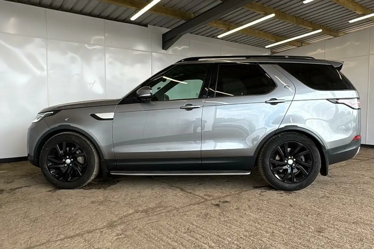2019-land-rover-discovery-30-sd6-hse-big-5