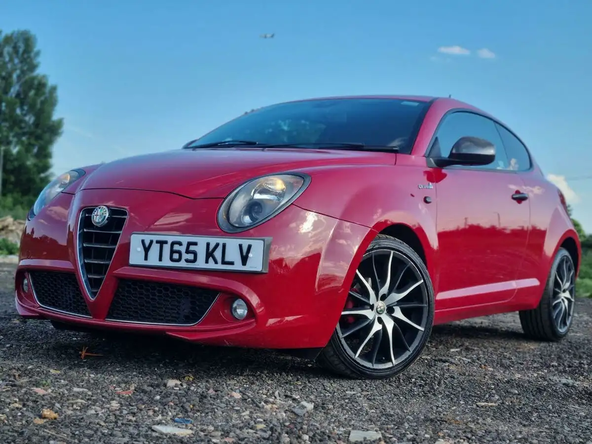 2015-alfa-romeo-mito-09-qv-line-big-0