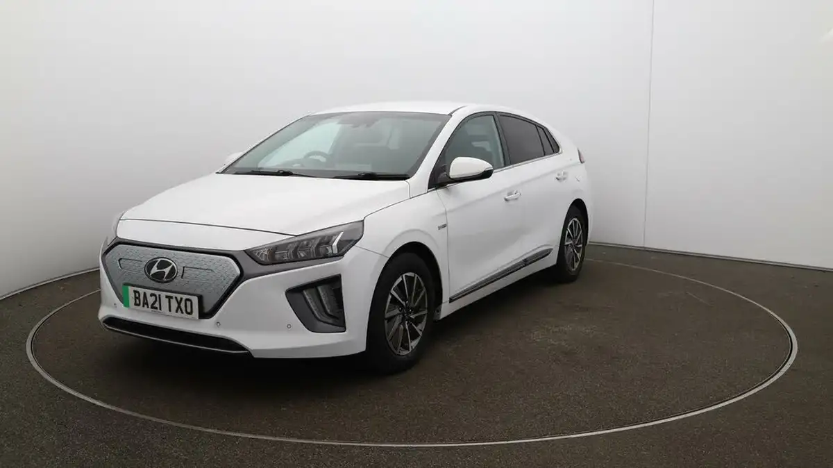2021-hyundai-ioniq-e-premium-se-electric-100kw-big-29