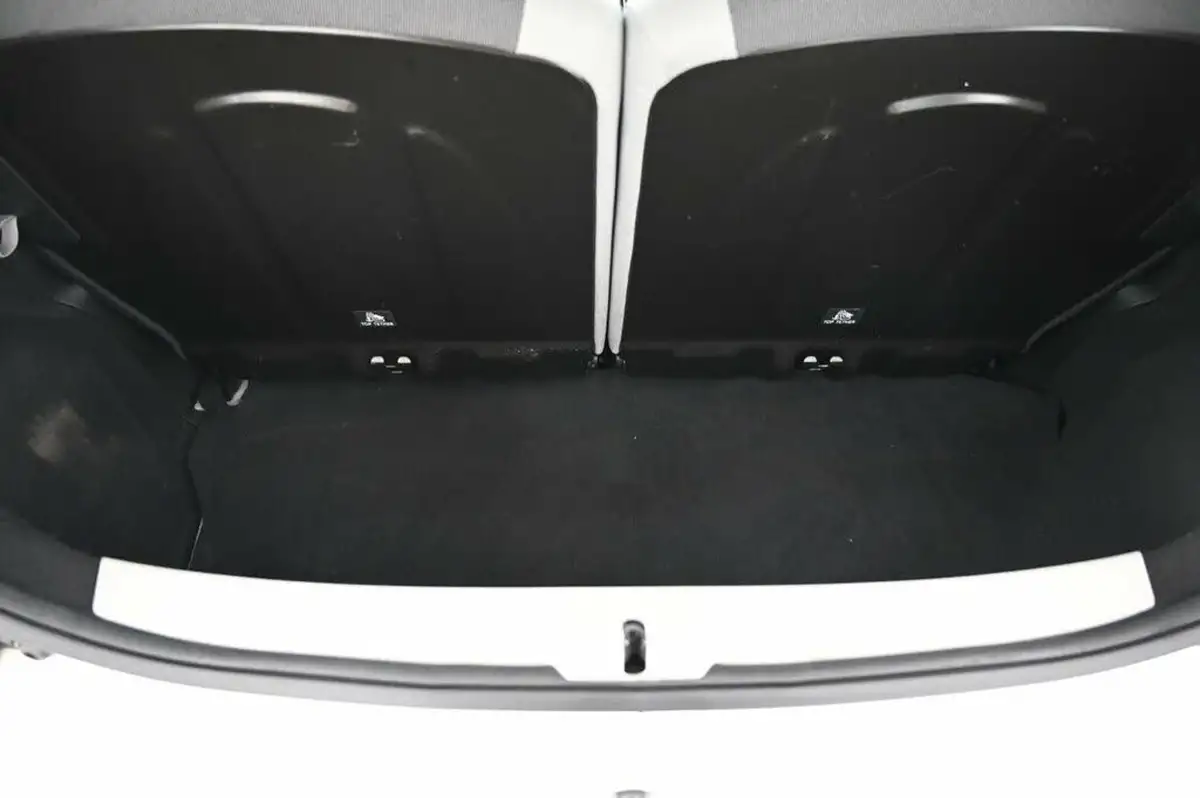 2017-toyota-aygo-10-vvt-i-x-press-71bhp-big-10