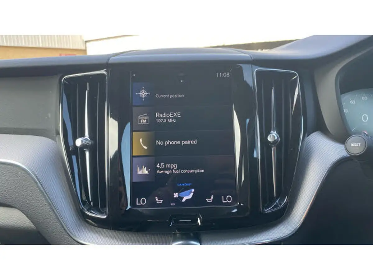 2019-volvo-xc60-20-t5-r-design-awd-big-20