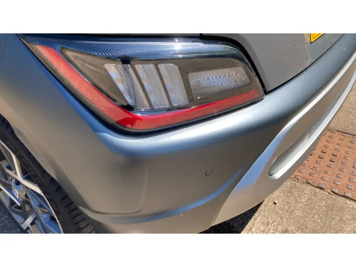 2022-hyundai-kona-16-gdi-premium-big-41
