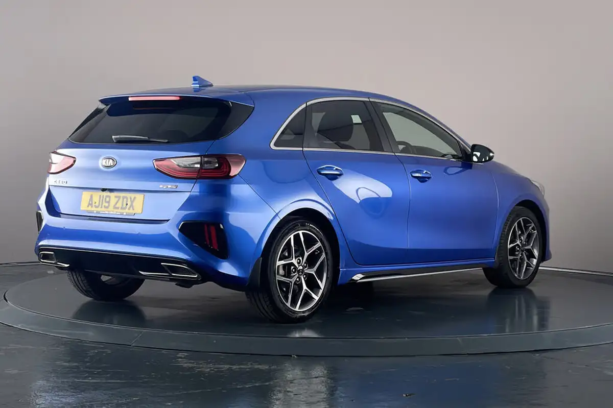2019-kia-ceed-14-t-gdi-gt-line-big-6