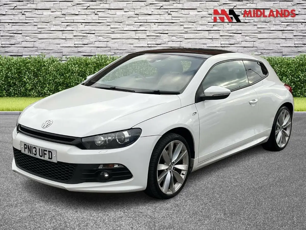 2013-volkswagen-scirocco-20-r-line-tsi-210ps-big-2