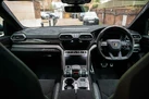 2024-lamborghini-urus-40-no-trim-small-10