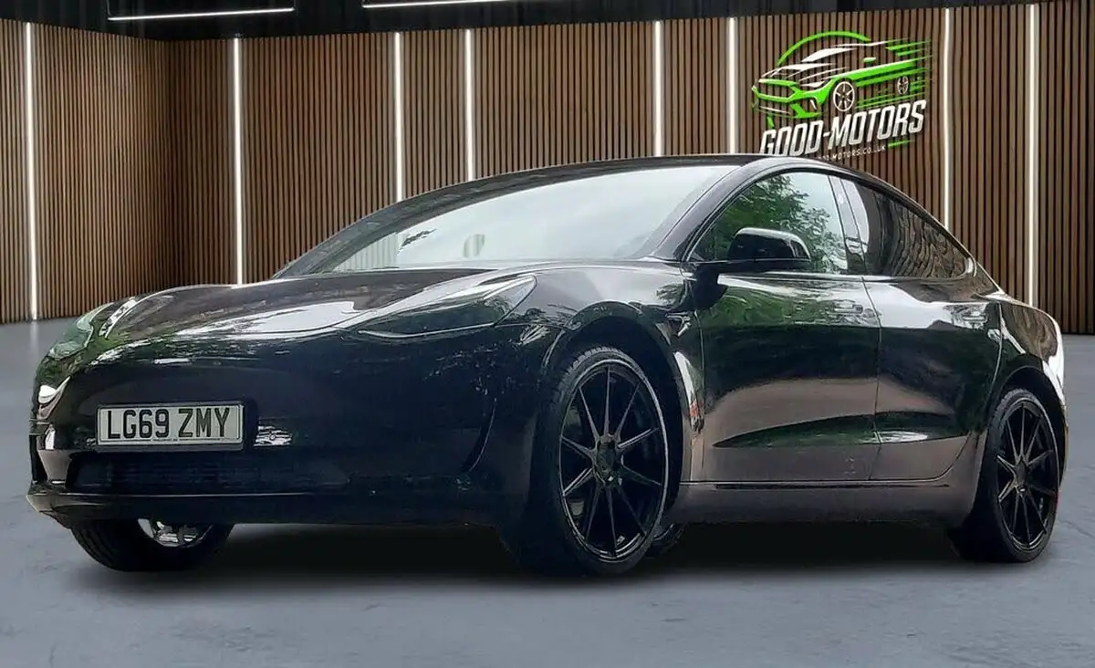 2019-tesla-model-3-e-standard-plus-big-6