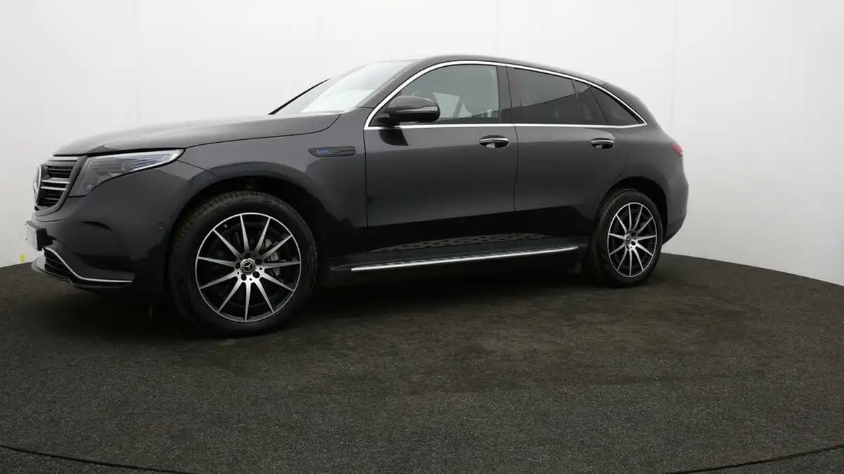 2022-mercedes-benz-eqc-e-eqc-400-amg-line-big-54