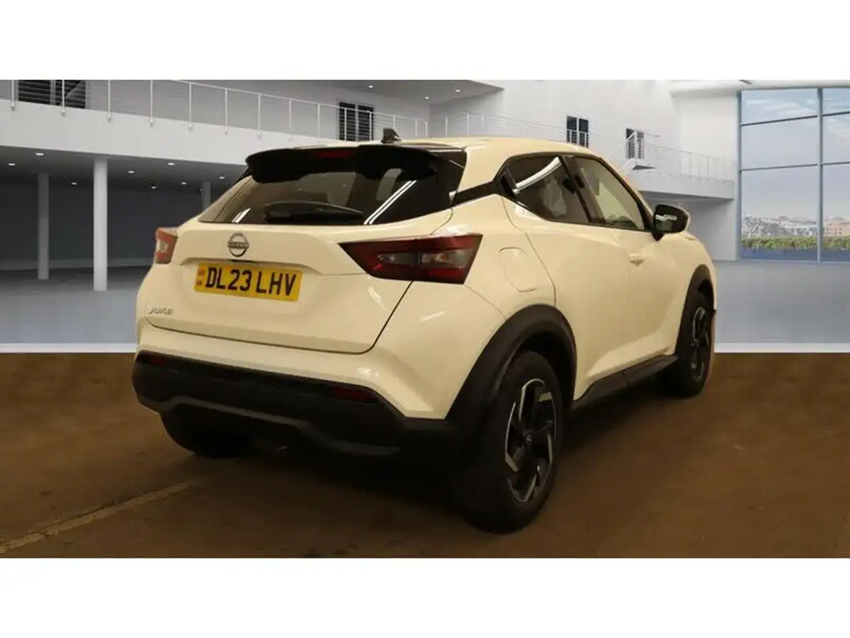 2023-nissan-juke-10-dig-t-n-connecta-big-3